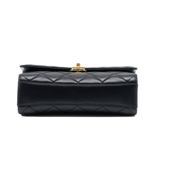 22S LETTER/CRYSTAL HANDLE FLAP BAG LAMBSKIN BLACK BRUSHED GHW(MICROCHIP)