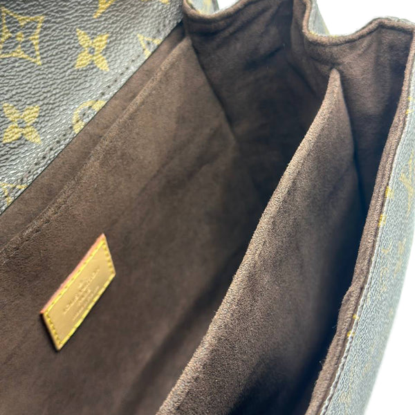 LV Pochette Métis